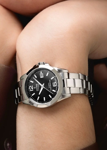 FESTINA